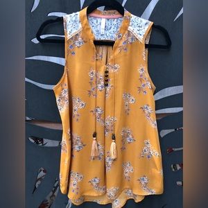 Xhilaration tank blouse sz S